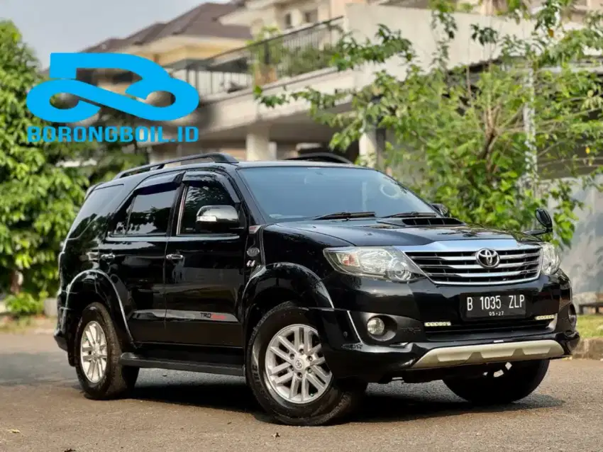 Toyota Fortuner Vnt Turbo TRD A/T Matic 2013 Hitam
