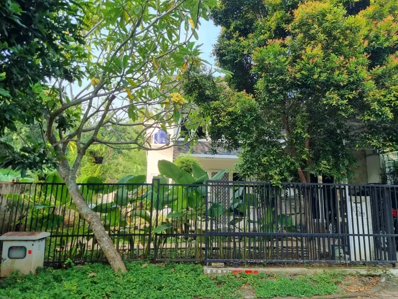 Rumah semi furnish posisi hook di pandanaran hills tembalang semarang
