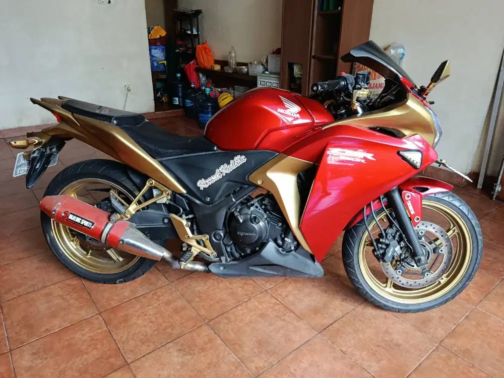 Honda CBR 250R (2012)