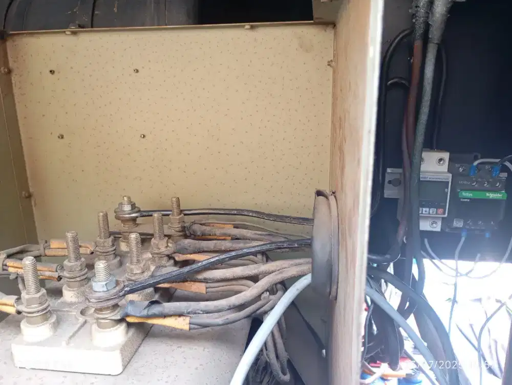 Jasa Perbaikan Mesin Genset/ Service