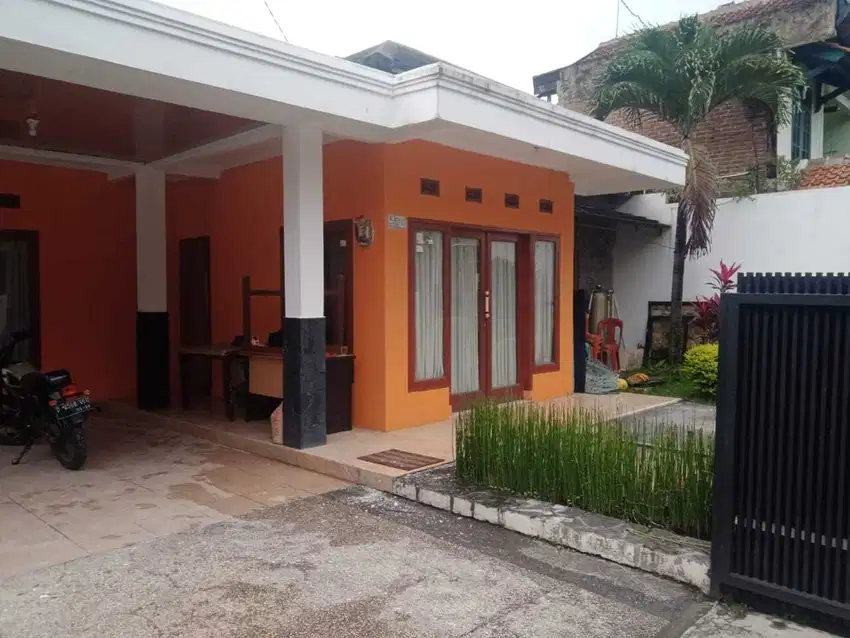 Rumah Cantik Full Furnish di Komplek Padasuka Bandung