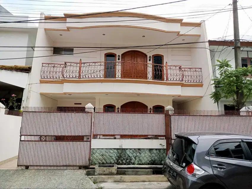 disewakan rumah bagus di sunter
