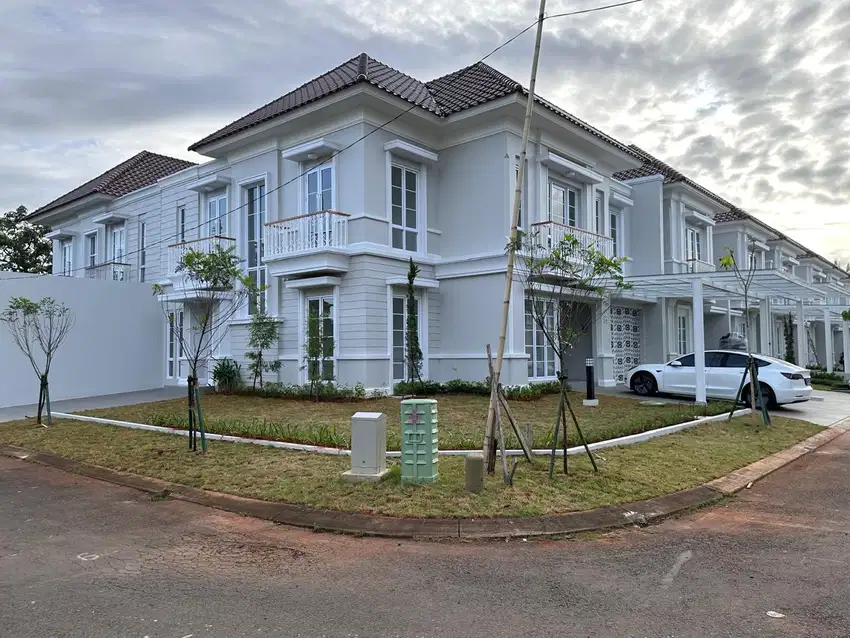 Dijual Rumah Mewah di Menaggio Village Granada Paramount Serpong