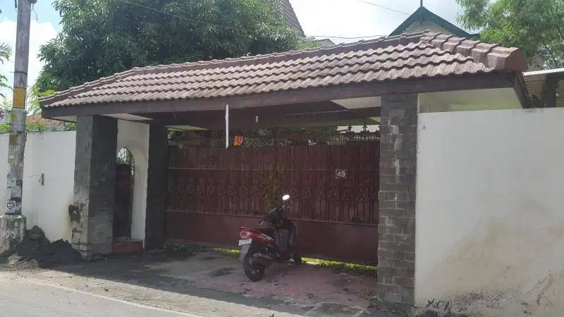 Rumah etnik jawa dekat jalan honggowongso solo