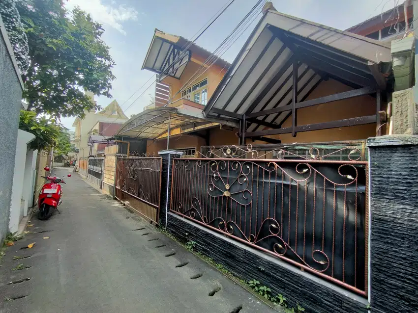 Rumah dijual di Sayap Turangga Laswi Buahbatu Regol Gatot Subroto