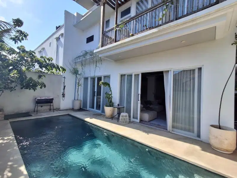 FREEHOLD VILLA CANGGU