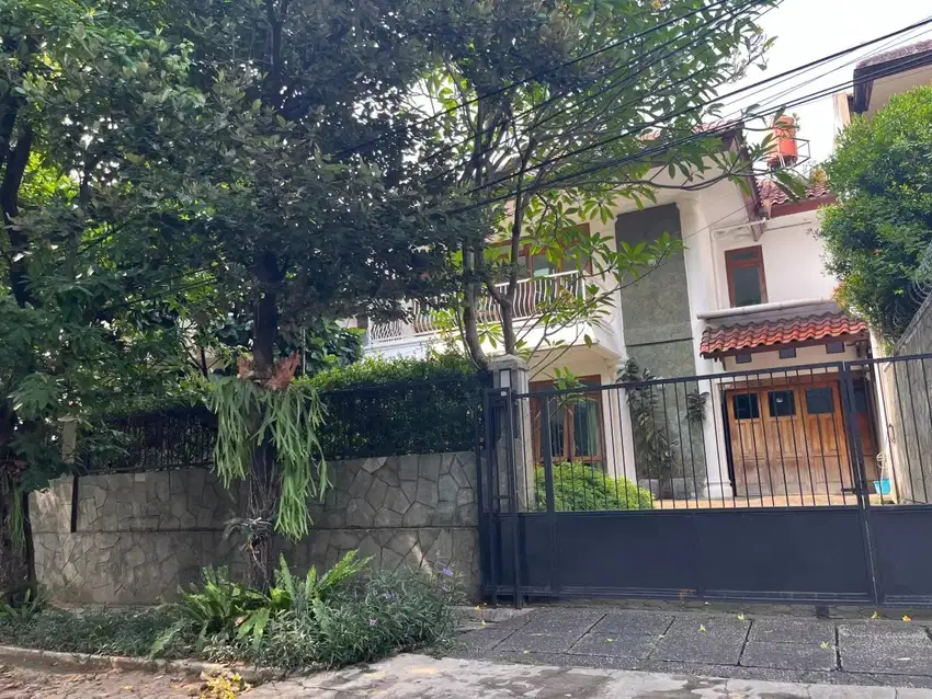 Rumah 2 Lantai di Cibitung Kebayoran Baru, 14 Menit ke Tol Ampera