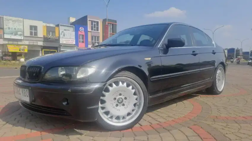 BMW E46 M54 325i Cosmos Black Matic 2002