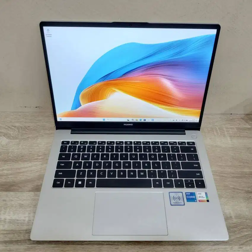 Huawei MDF-XX Intel Core i5-1240P Ram 8 SSD 512 0023