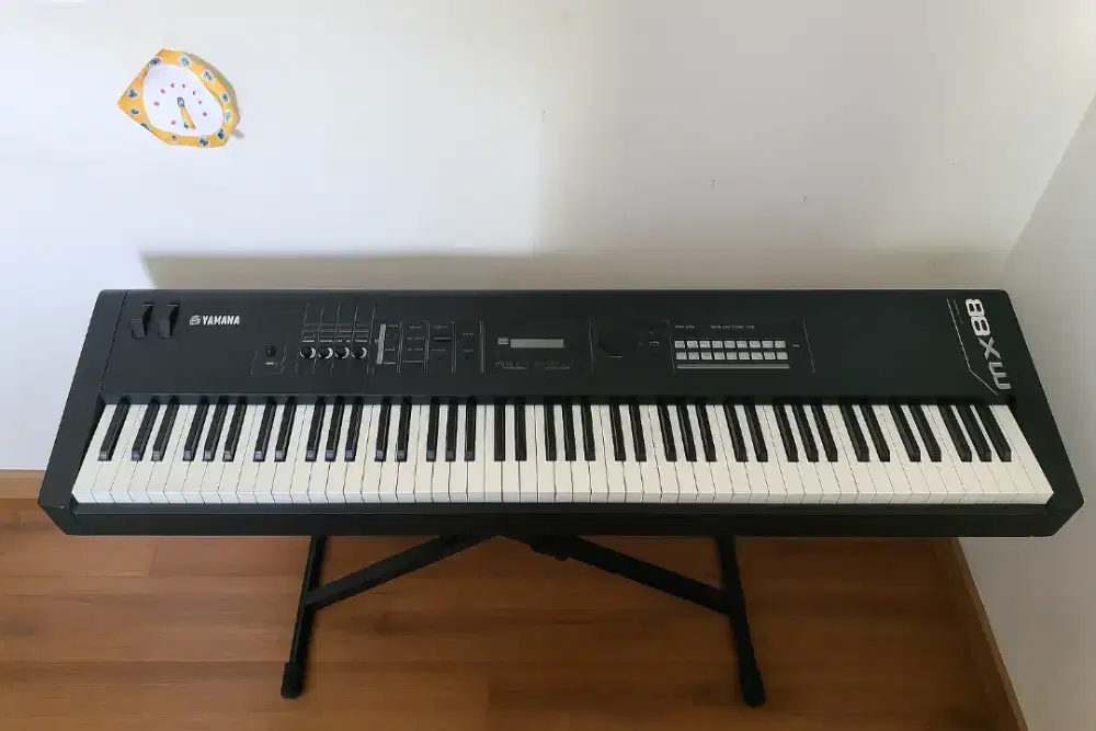 MURAH ! Yamaha MX 88  Synth Synthesizer Piano 88 Keyboard Digital