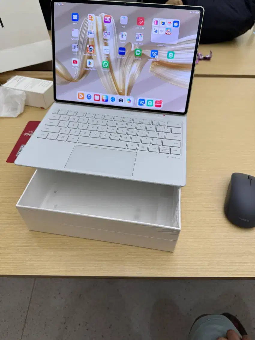 Huawei MatePad Pro 12.2 Masih Garansi (NEGO)