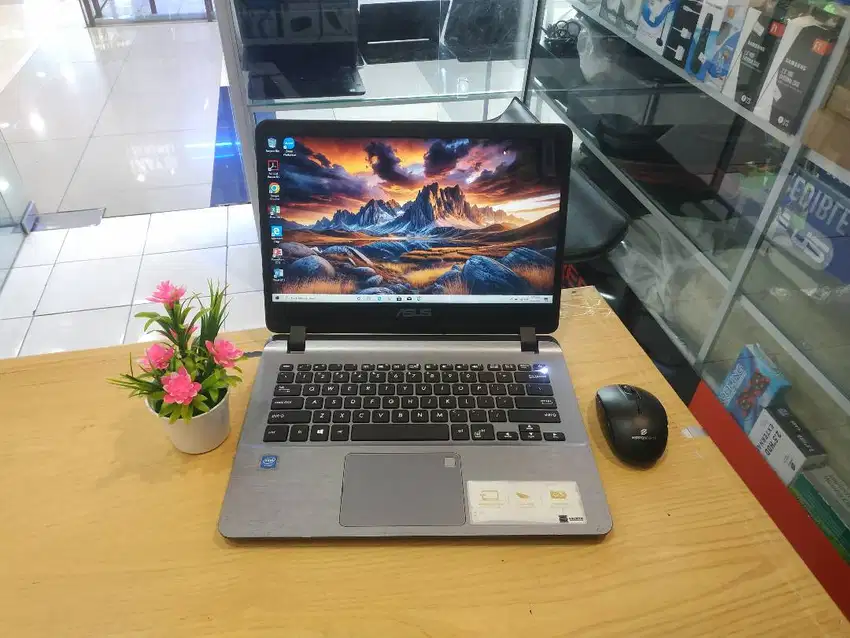 SALE LAPTOP SLIM ASUS A407M CELERON RAM 4GB SIAP PAKE
