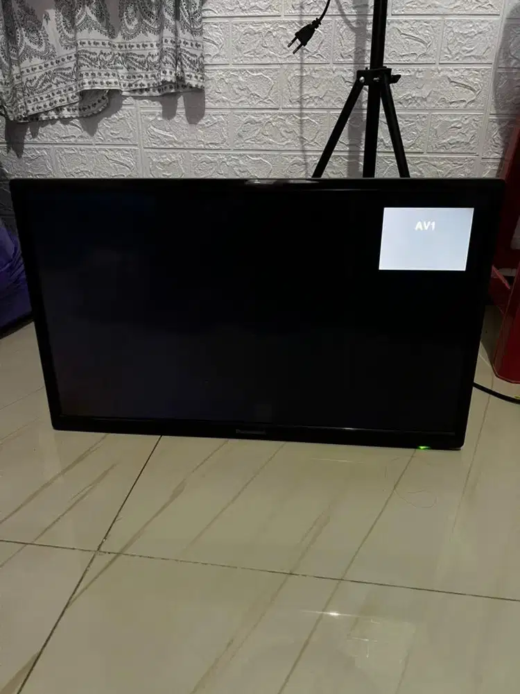 Di jual televisi 24 inchi
