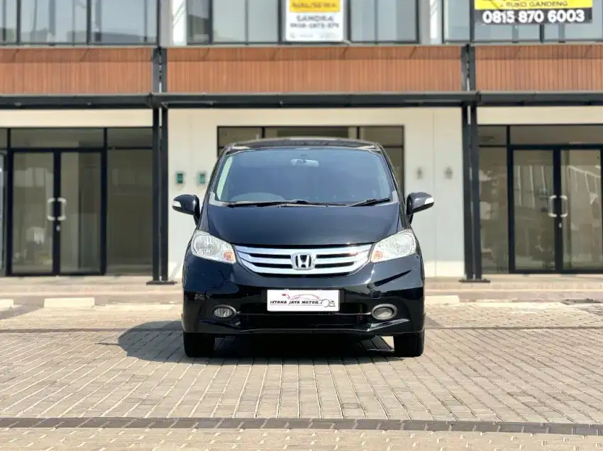 Honda Freed PSD AT th 2015 #istana jaya motor