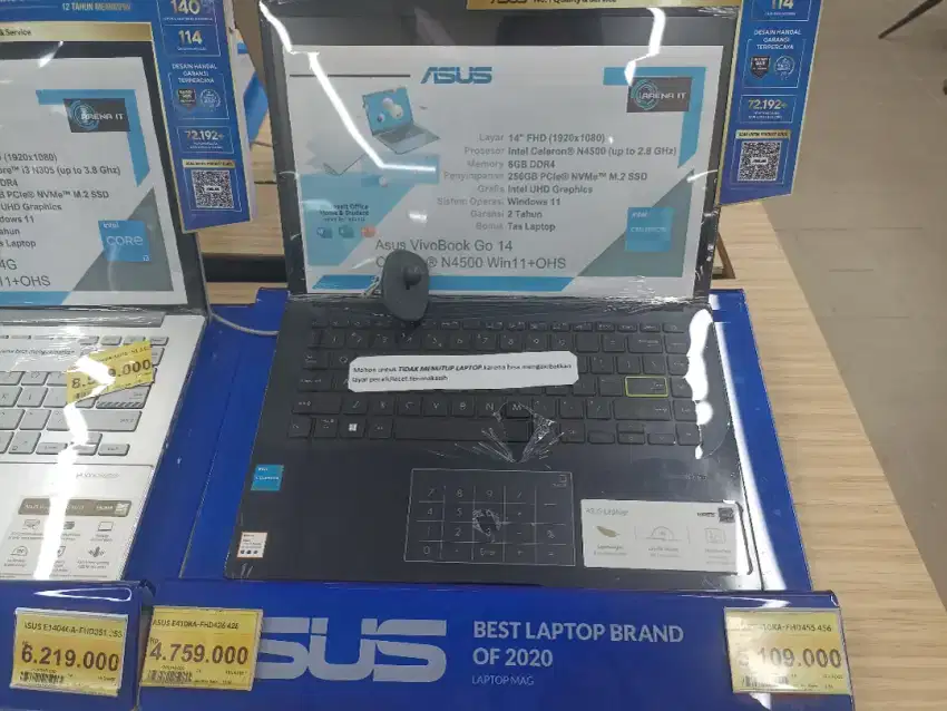 Laptop Asus E140KA-FHD455