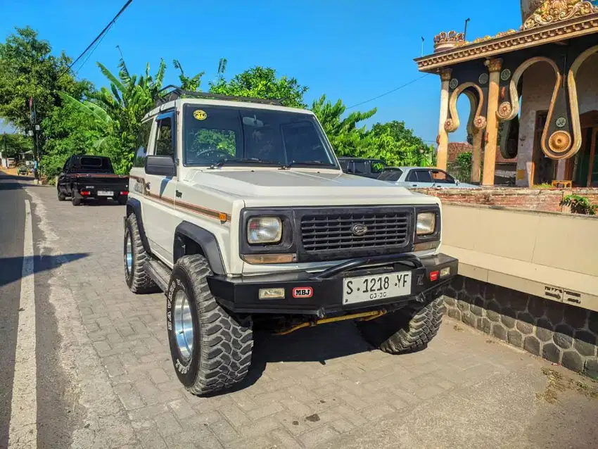 1995 Daihatsu taft 2.8 4x4 Plat S bogi mobil bekas sekoto kediri jatim
