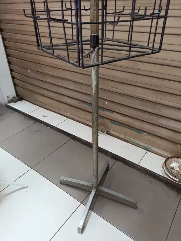 Rak eks krisbow standing untuk alat tulis ,mainan