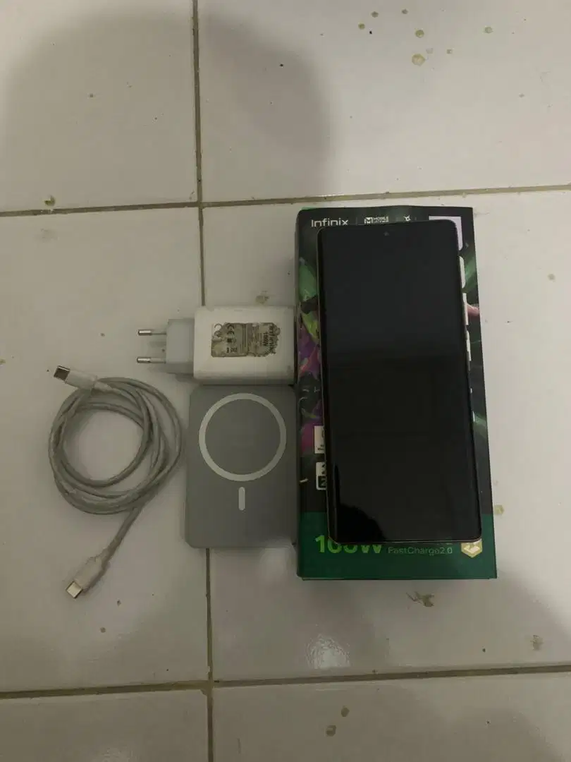 Infinix note 40 Pro 4G & 5G ram 256gb