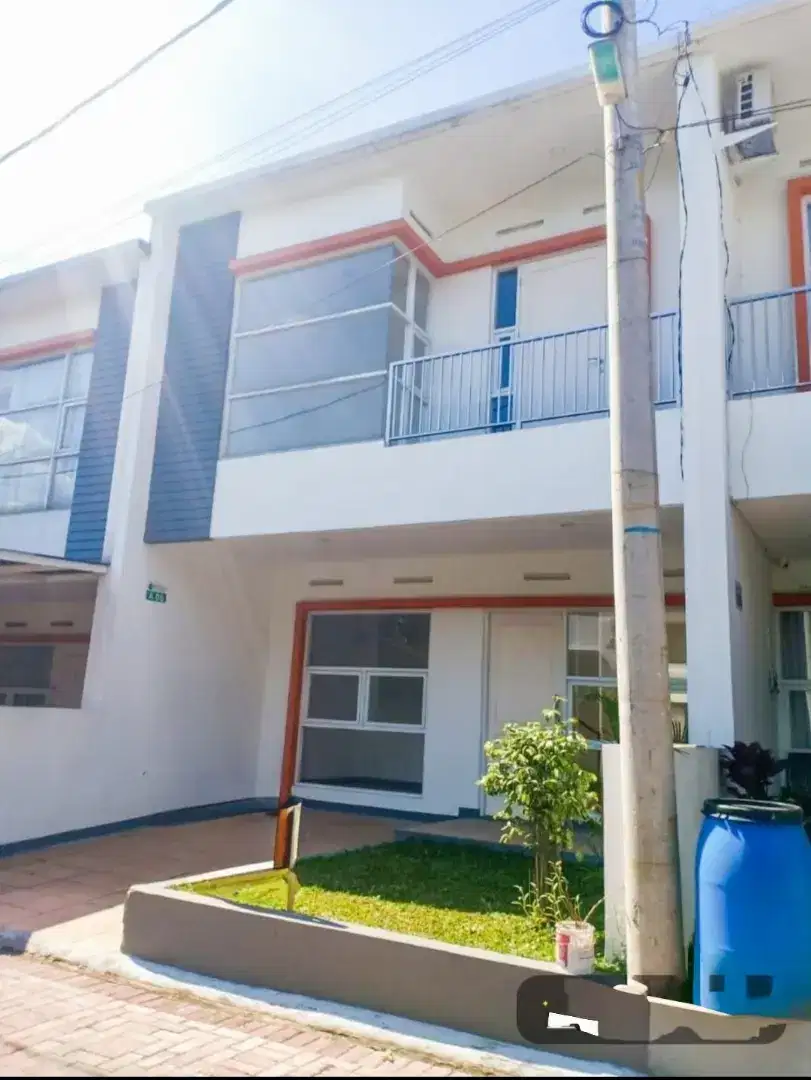Rumah baru siap huni dekat sport Jabar di cluster Arcamanik bandung