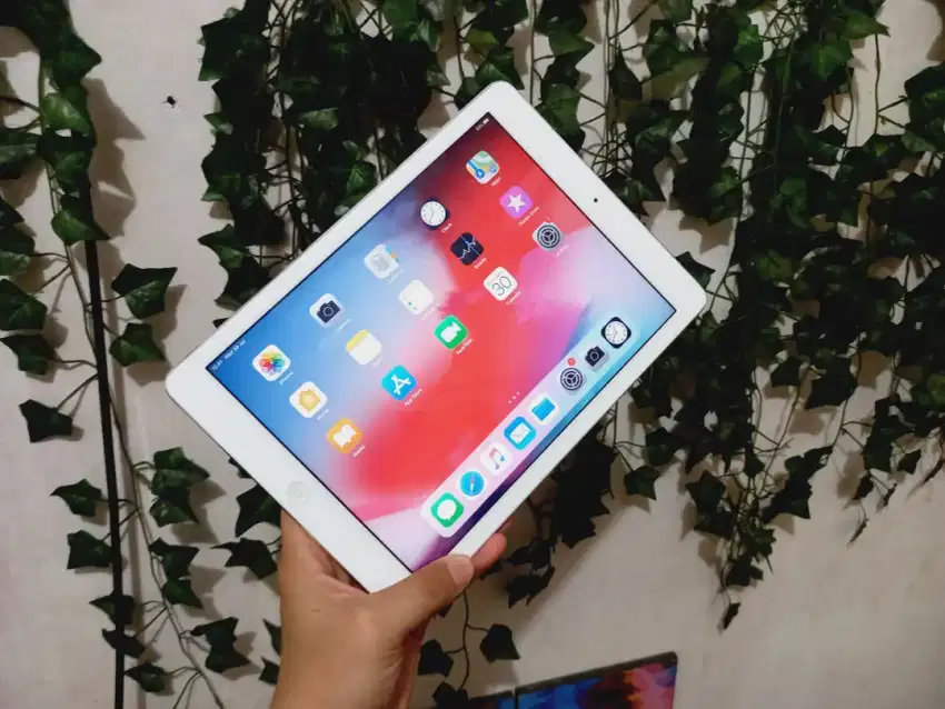 APPLE IPAD AIR GEN 1 2013 16GB wifi only