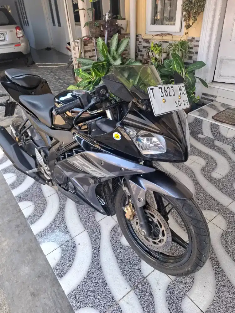 Yamaha R 15 v2 muluss