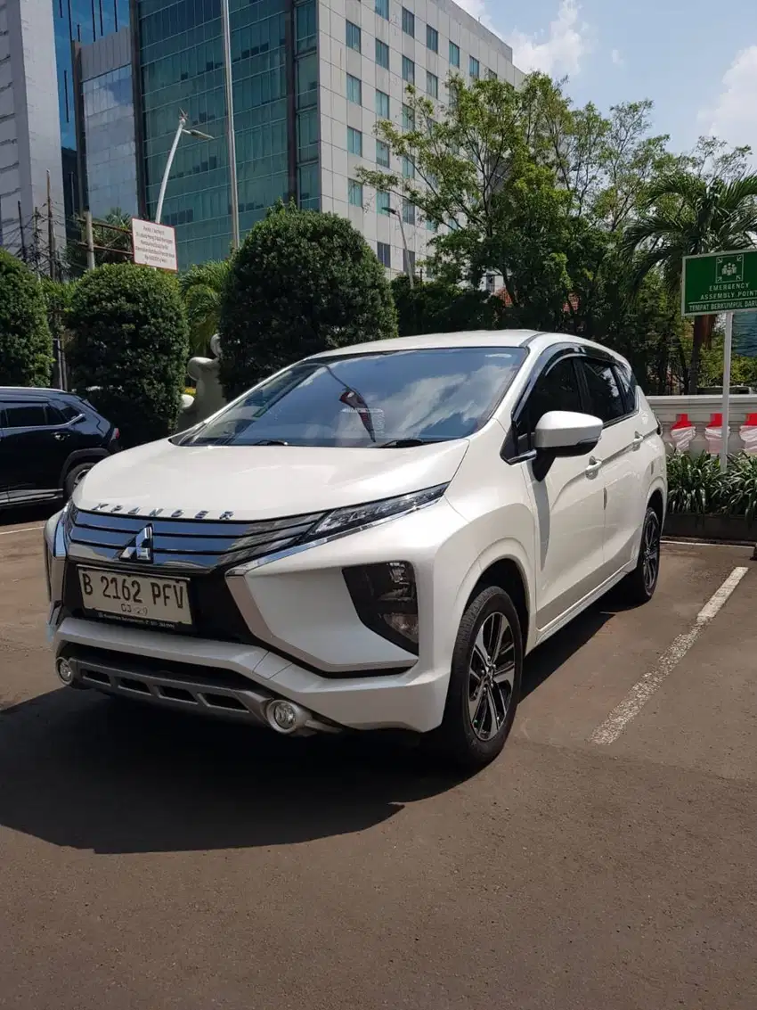 XPANDER SPORT 1.5 PUTIH MUTIARA 2019