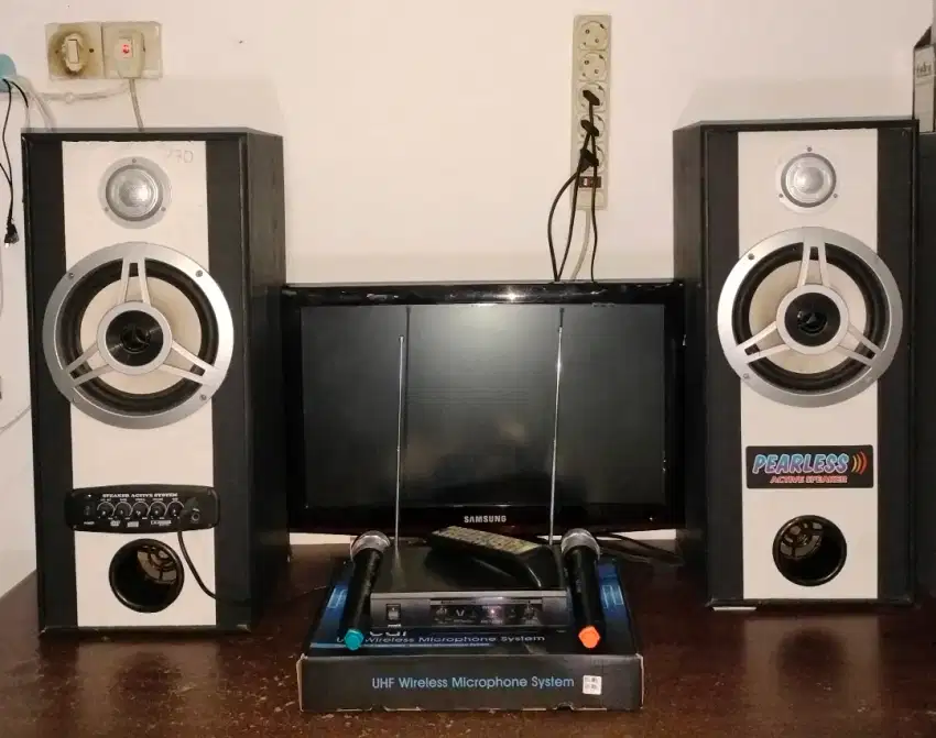 Speaker Active dan Mic Wireless