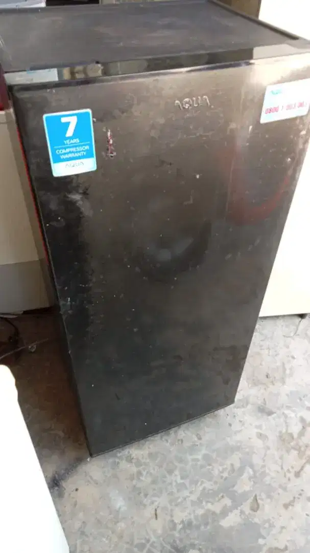 Kulkas 1pintu merek Aqua