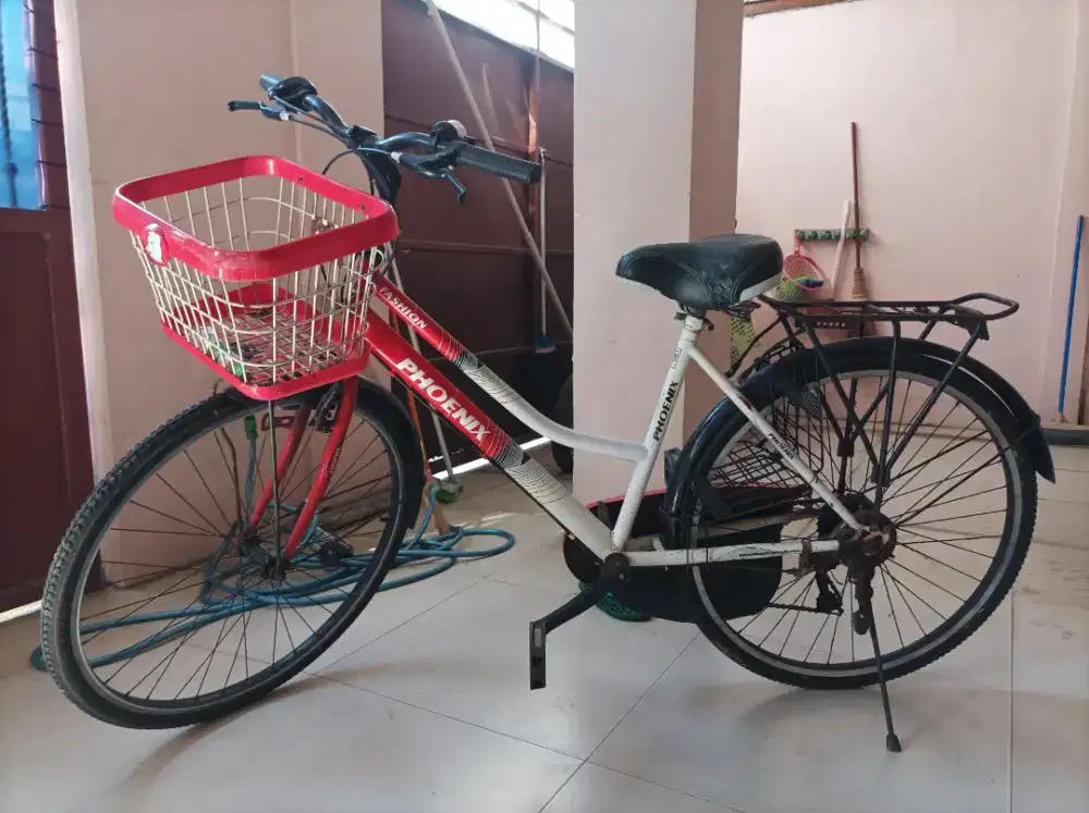 Sepeda phoenix ukuran 26