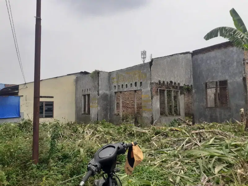 DIJUAL TANAH sdh ada rumah setengah jadi