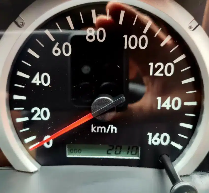 MITSUBISHI COLT DIESEL CANTER 4 BAN BAK 3 WAY BARU JALAN 2010 KM SAJA