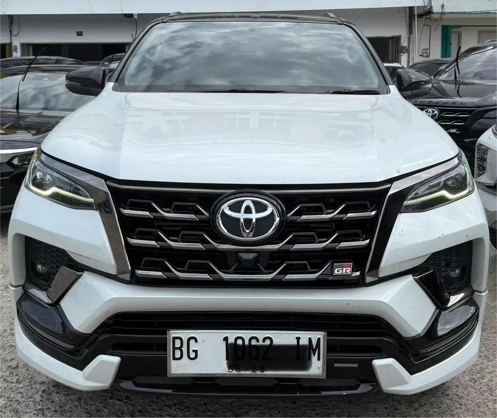 (4x4)Fortuner GR 2.8 Tetradrive AT 2023