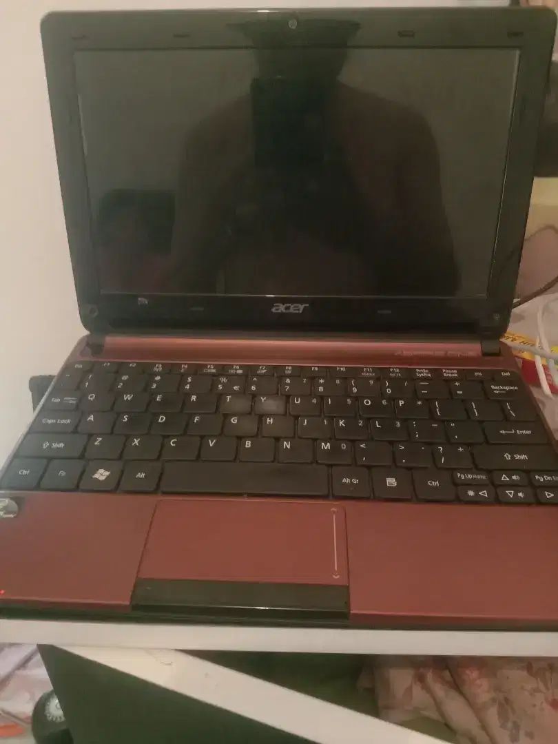 Notebook Acer aspire one d270 masih bagus