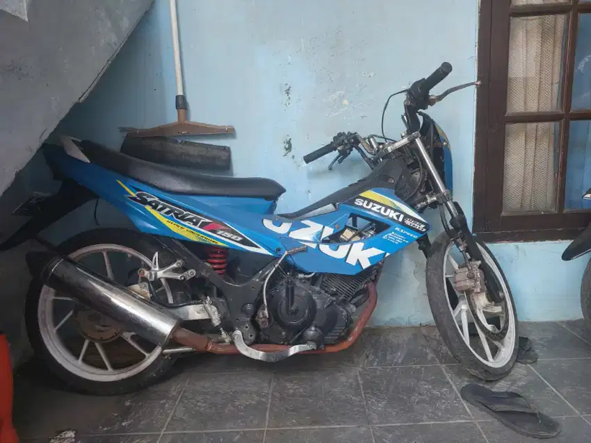 Motor Satria 150cc Tahin 2012