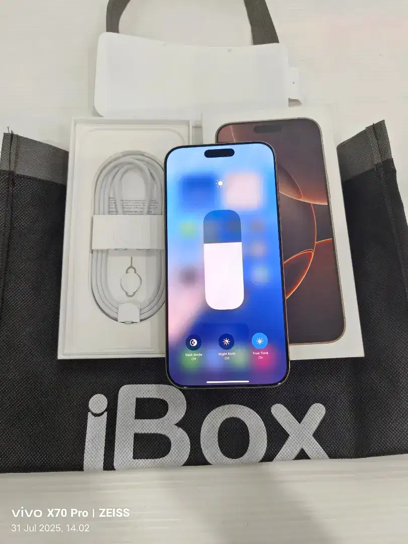 iphone 16 promax 256gb garansi resmi iBox baru buka segel aja 3 hari