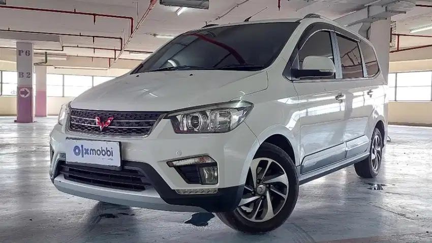 Pajak Panjang Wuling Confero S  1.5 L Lux Plus Bensin-MT 2018 Hitam