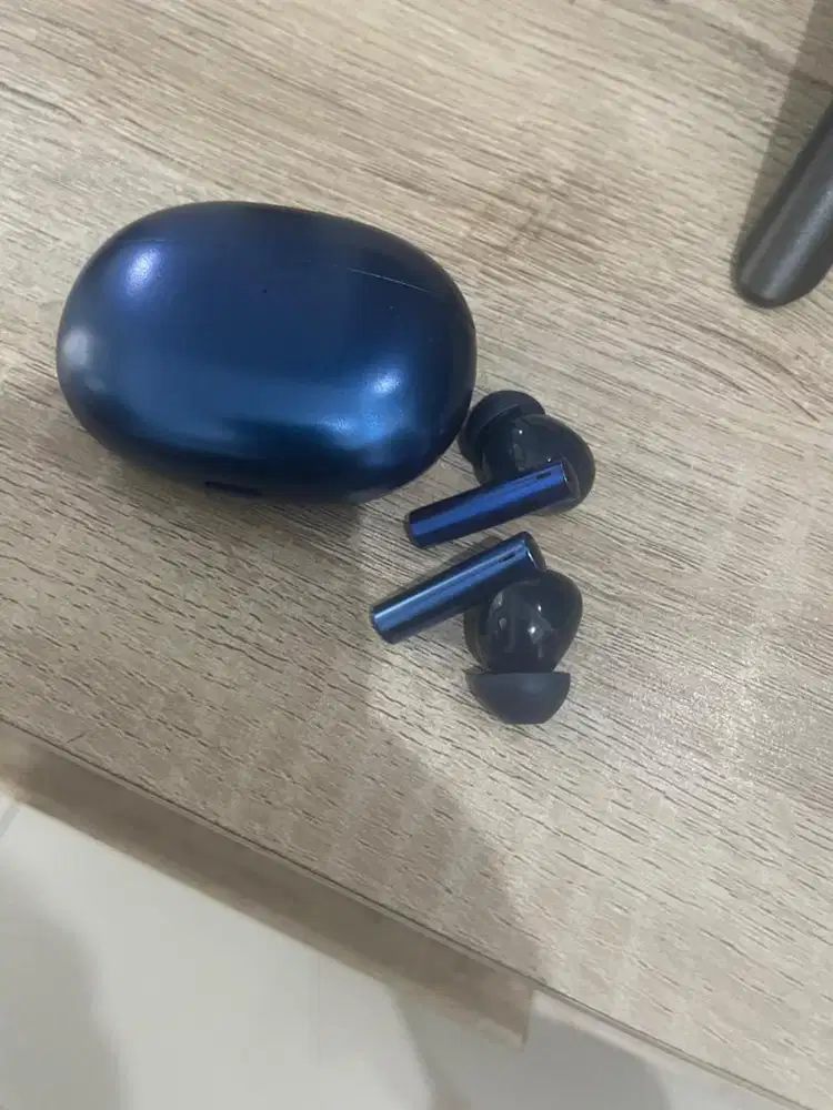 TWS realme air buds 3 batterry harus di ganti