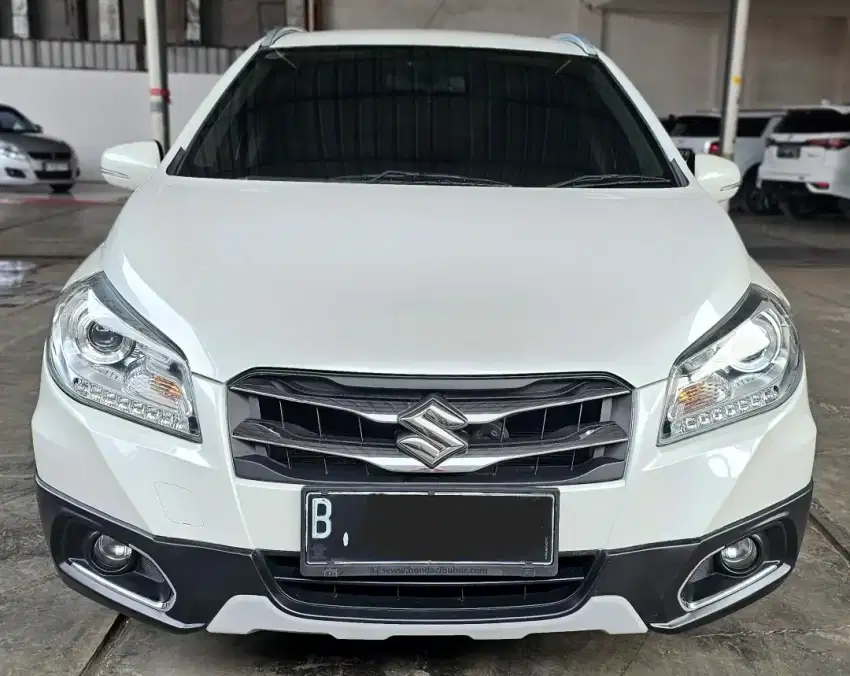 Suzuki SX4 Scross AT Matic 2017 Putih Mulus Siap Pakai Good Condition