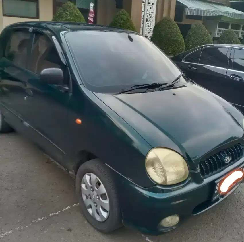 Mobil KIA VISTO