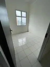 GREEN PRAMUKA 2 KAMAR KOSONG ATAS MALL TAHUNAN