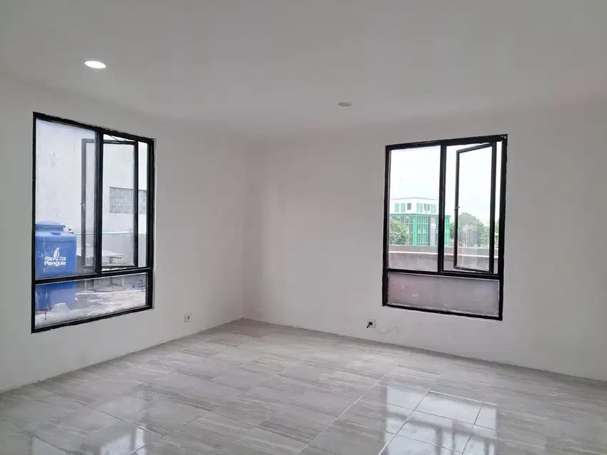 Ruko 3 Lantai Ada Rooftop Siap Pakai Dekat Stasiun Pasar Minggu