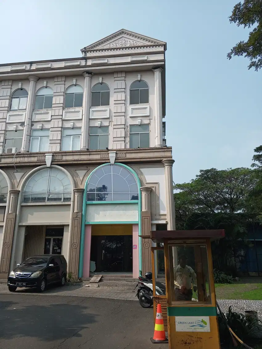 Dijual Murah-Rukan Cordoba Hoek Green Lake City Posisi Pas Pintu Masuk