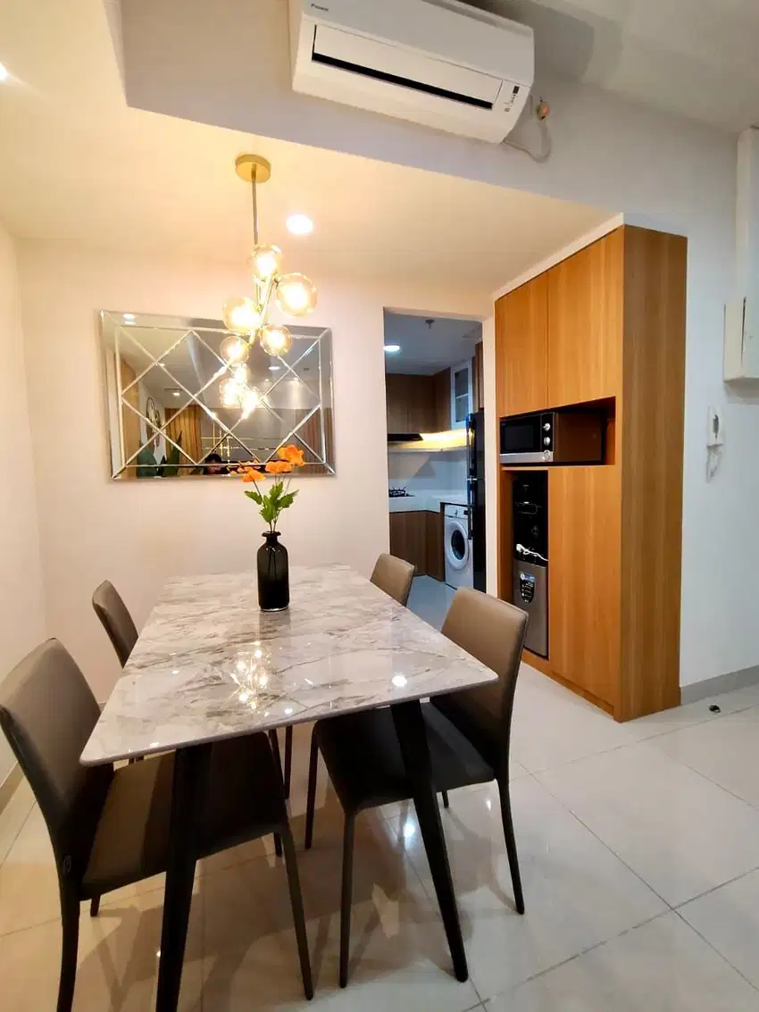 DISEWAKAN APARTMENT Orange Country Tower newport Lippo Cikarang