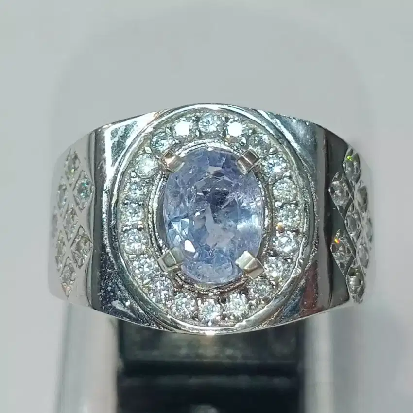 BLUE SAPPHIRE CEYLON 1,6 CRT