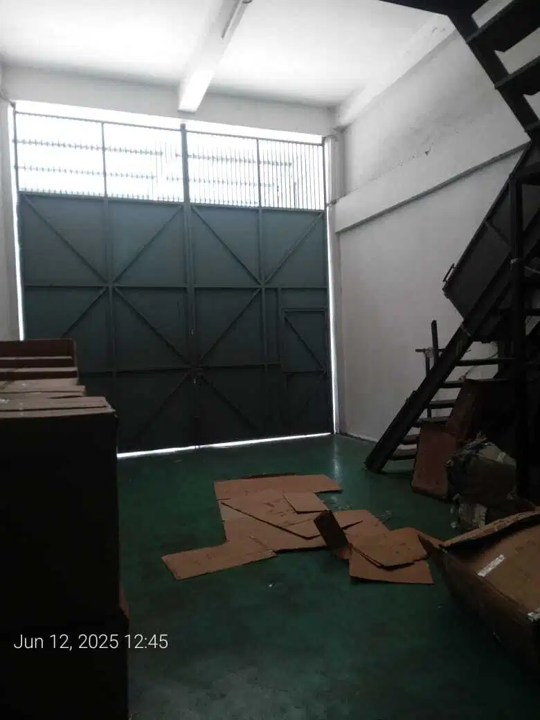 DISEWAKAN GUDANG + KANTOR 1000MTR CENGKARENG JAKBAR AKSES KONTAINER