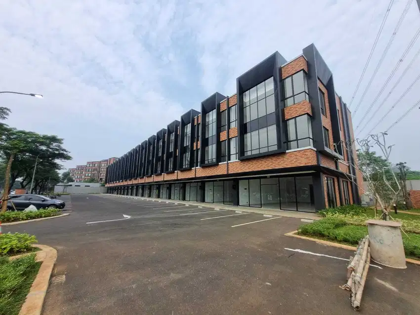 DISEWAKAN RUKO BRAND NEW GANDENG LLOYD ALAM SUTERA