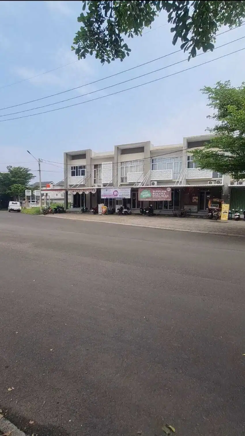 Ruko Siap Pakai di Villa Rizki Sawangan Depok Pinggir Jalan