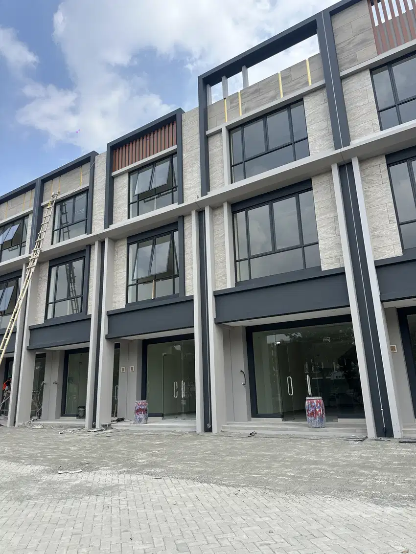 Ruko Siap Huni 3 Lt Lebar 5x16 Carson Commercial Summarecon Serpong