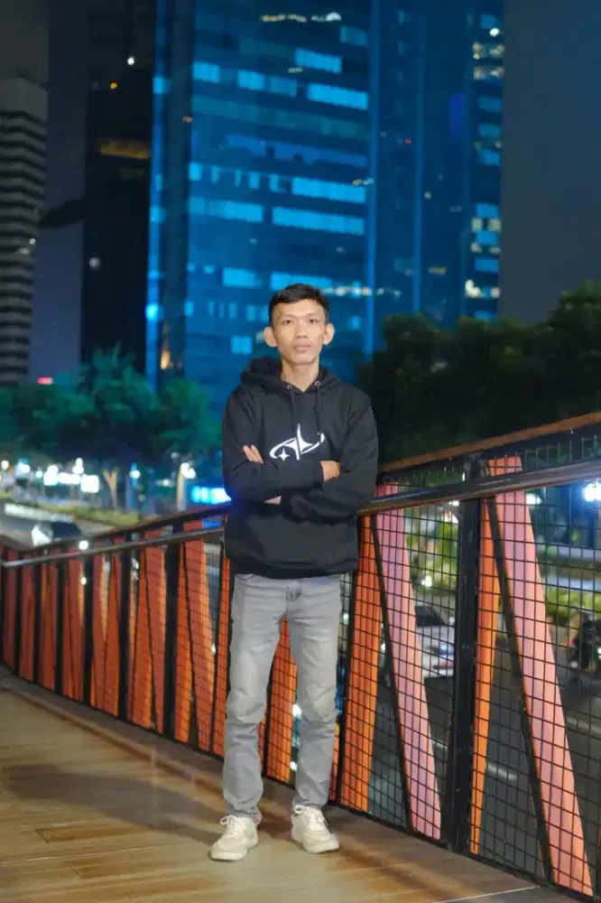 Menacri pekerjan apah saja yg penting halal