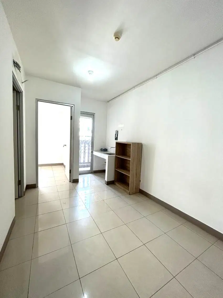 Apartemen Green Bay Pluit 2 BR Unfurnished Baru di Cat Ulang !